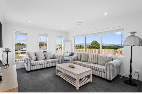 Photo of property in 4 Herring Place, Omokoroa, 3114