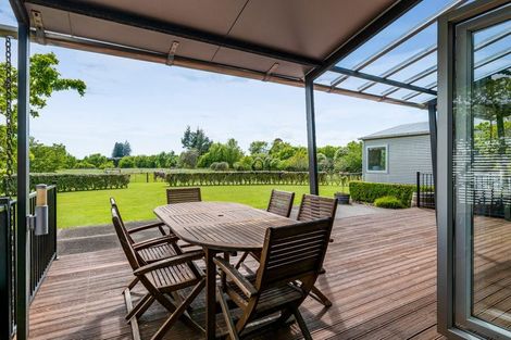 Photo of property in 129 Richmond Road, Brixton, New Plymouth, 4373