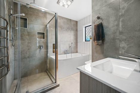 Photo of property in 231a Clarkin Road, Fairfield, Hamilton, 3214