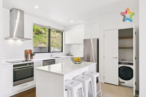 Photo of property in 12/52 High Street, Island Bay, Wellington, 6023