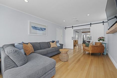 Photo of property in 118 Cutfield Road, Westown, New Plymouth, 4310