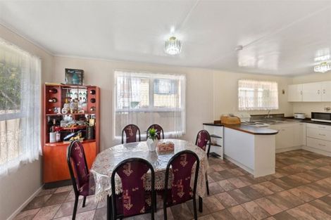 Photo of property in 90 Tennessee Avenue, Mangere East, Auckland, 2024