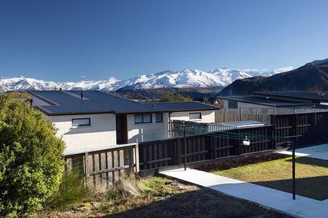 Photo of property in 16 Clearview Street, Wanaka, 9305