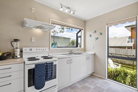 Photo of property in 2/49 Salisbury Road, Birkdale, Auckland, 0626