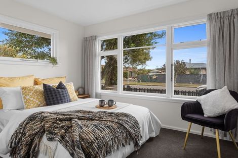 Photo of property in 40 Damien Place, Bromley, Christchurch, 8062