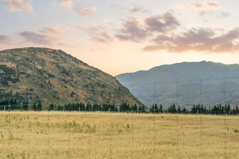 Photo of property in 624 Ballantyne Road, Wanaka, 9382