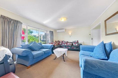 Photo of property in 137 Hutchinsons Road, Bucklands Beach, Auckland, 2014