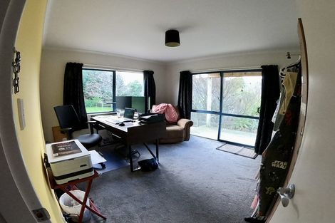 Photo of property in 172 Paraite Road, Paraite, New Plymouth, 4373