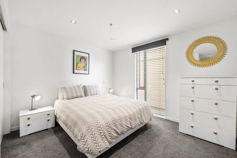 Photo of property in Piermont Apartments, 6e/82 Cable Street, Te Aro, Wellington, 6011