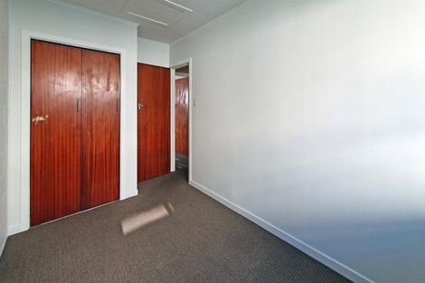 Photo of property in 76b Eliot Street, New Plymouth, 4310