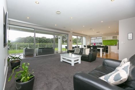 Photo of property in 9 Parkvue Drive, Bell Block, New Plymouth, 4312
