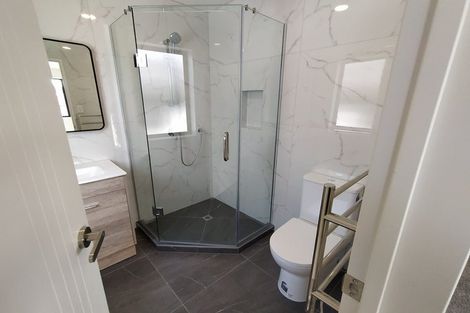 Photo of property in 43c Line Road, Glen Innes, Auckland, 1072