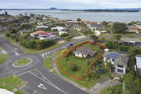 Photo of property in 2 Coppelia Avenue, Omokoroa, 3114