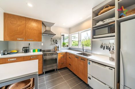 Photo of property in 15 Cleary Street, Waterloo, Lower Hutt, 5011