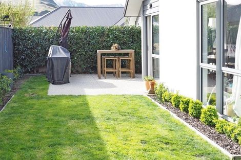 Photo of property in 5a Cone Peak Close, Lake Hayes, Queenstown, 9304