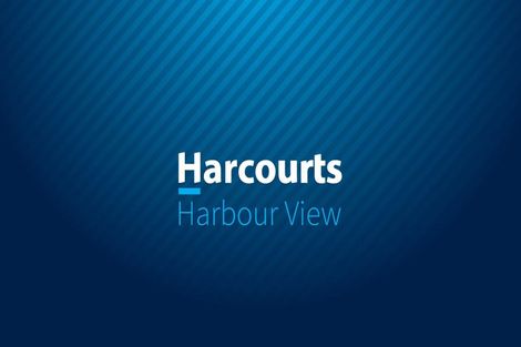 Photo of property in 26 Vinistra Road, Kumeu, 0810