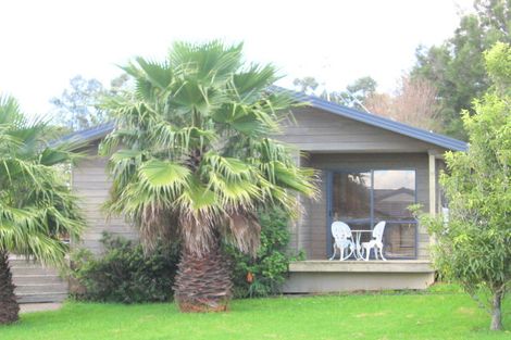 Photo of property in 31 Jelas Road, Red Beach, 0932