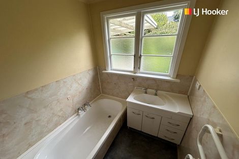 Photo of property in 65 Law Street, Caversham, Dunedin, 9012