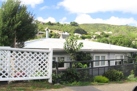 Photo of property in 37 Hathaway Avenue, Karori, Wellington, 6012