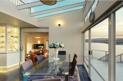 Photo of property in 11 Countess Close, Maupuia, Wellington, 6022