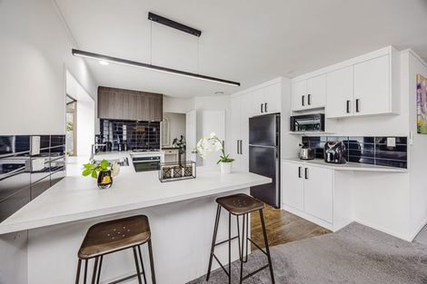 Photo of property in 36 Brylee Drive, Conifer Grove, Takanini, 2112