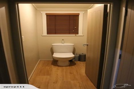 Photo of property in 92a Wharf Road, Clarks Beach, Pukekohe, 2679