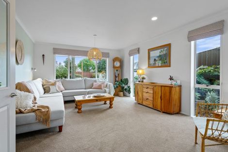 Photo of property in 26a Madison Street, Cambridge, 3434