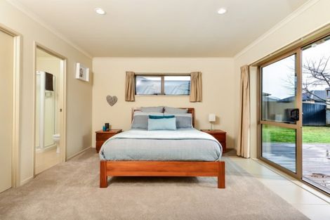 Photo of property in 107 Barrington Drive, Huntington, Hamilton, 3210