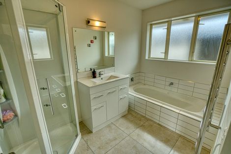 Photo of property in 16 Ridgeway Drive, Greymouth, 7805