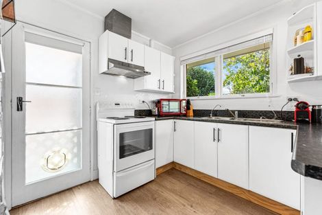 Photo of property in 1/14 Stanniland Street, Sunnyhills, Auckland, 2010