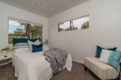 Photo of property in 13 Stredwick Drive, Torbay, Auckland, 0630