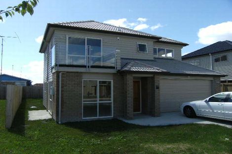 Photo of property in 15 Bordeaux Parade, Te Atatu South, Auckland, 0610