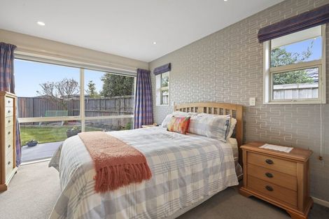 Photo of property in 42 Oakwood Drive, Rangiora, 7400