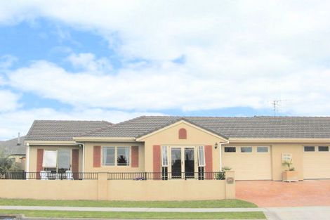 Photo of property in 48 Gravatt Road, Papamoa Beach, Papamoa, 3118