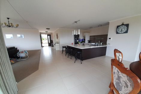 Photo of property in 19b Kowhai Road, Wainui, Silverdale, 0992