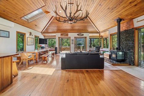 Photo of property in 483 Spencer Road, Lake Tarawera, Rotorua, 3076