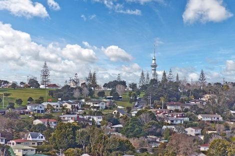 Photo of property in 54 Manuka Road, Glenfield, Auckland, 0629