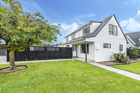 Photo of property in 12 Torlesse Crescent, Darfield, 7510