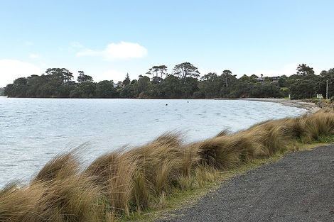 Photo of property in 9 Beach Road, Glenbrook, Waiuku, 2681