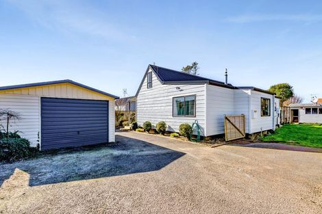 Photo of property in 73 Rewa Street, Inglewood, 4330