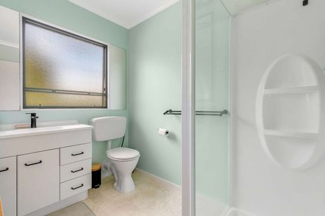 Photo of property in 9a Robinson Avenue, Holdens Bay, Rotorua, 3010