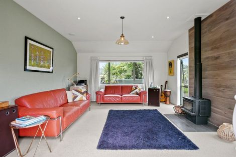 Photo of property in 5a Tui Grove, Oakura, 4314