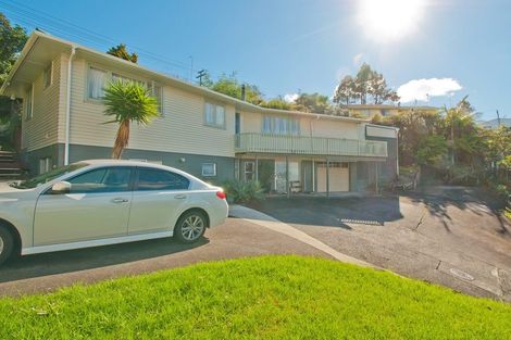 Photo of property in 16 Cypress Place, Sunnynook, Auckland, 0620