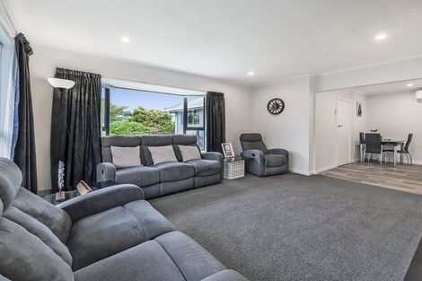 Photo of property in 194 Springs Road, Hornby, Christchurch, 8042