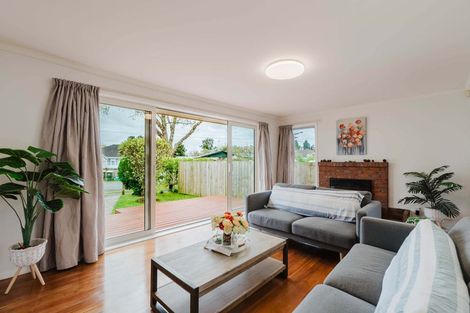 Photo of property in 28 Barrie Crescent, Silverdale, Hamilton, 3216