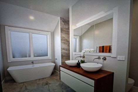 Photo of property in 56 Oakdale Drive, Kinloch, Taupo, 3377