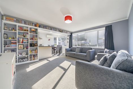 Photo of property in 27 Rimu Street, Naenae, Lower Hutt, 5011