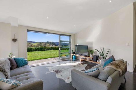 Photo of property in 4 Bridle Way, Hunua, Papakura, 2583