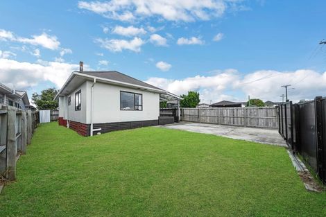 Photo of property in 5 Atkinson Avenue, Papatoetoe, Auckland, 2025