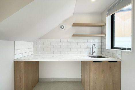 Photo of property in 44a Sylvan Crescent, Te Atatu South, Auckland, 0610